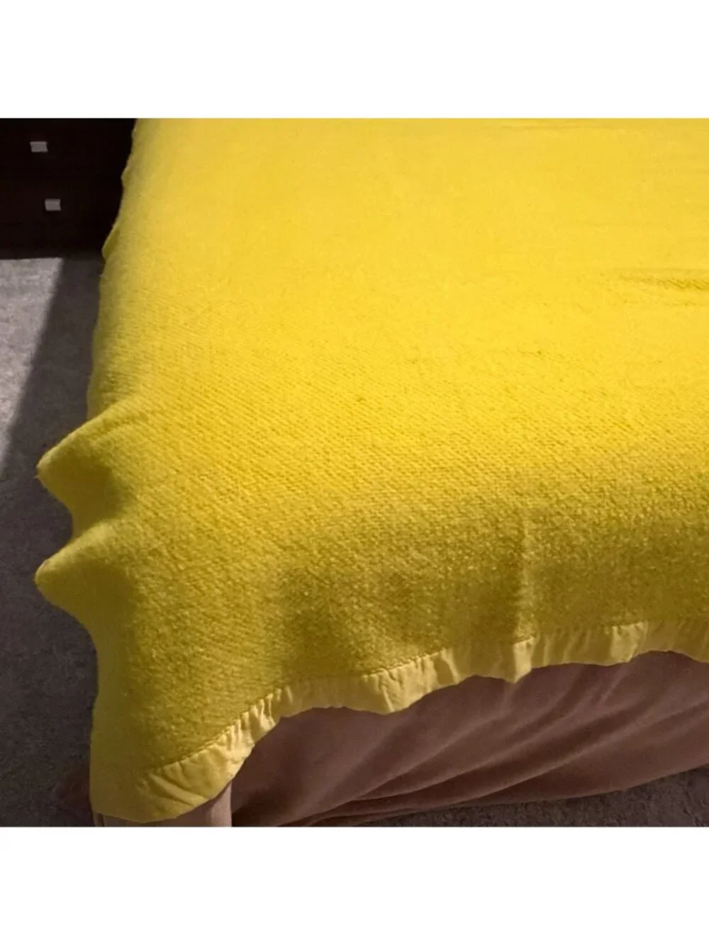 Vintage Chatham Waffle Weave Acrylic Blanket Satin Trim Binding Yellow 71x90